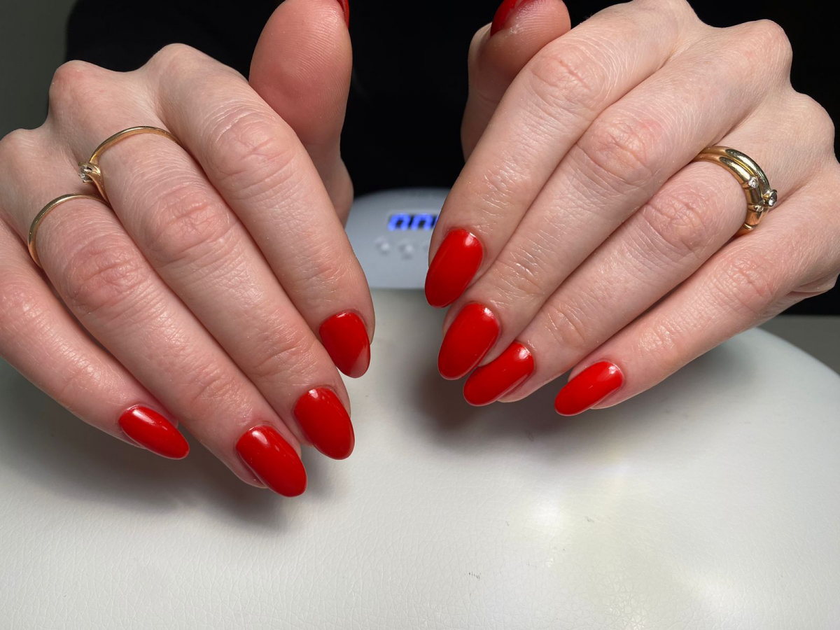 Июлия Студия маникюра. Руки - услуг 1 - купить купон на скидку